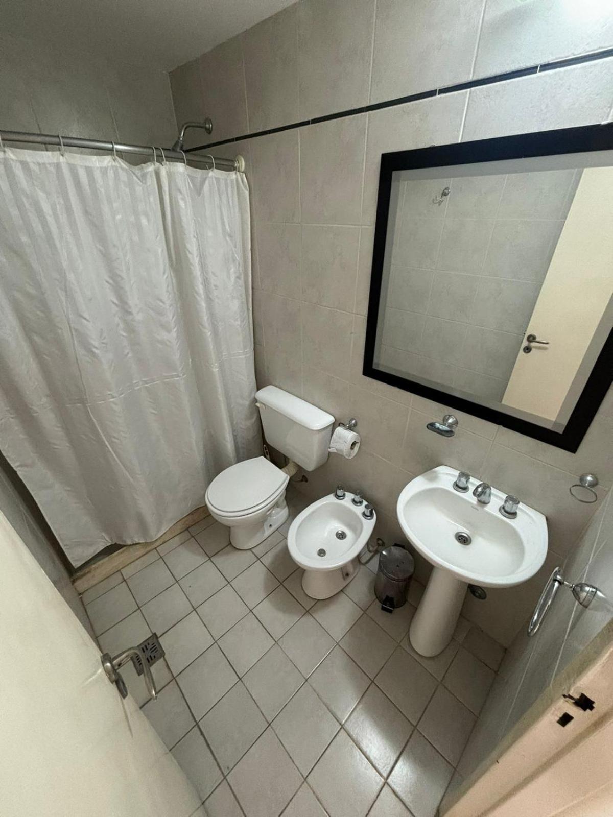 Hotel Plaza Italia Zárate Esterno foto